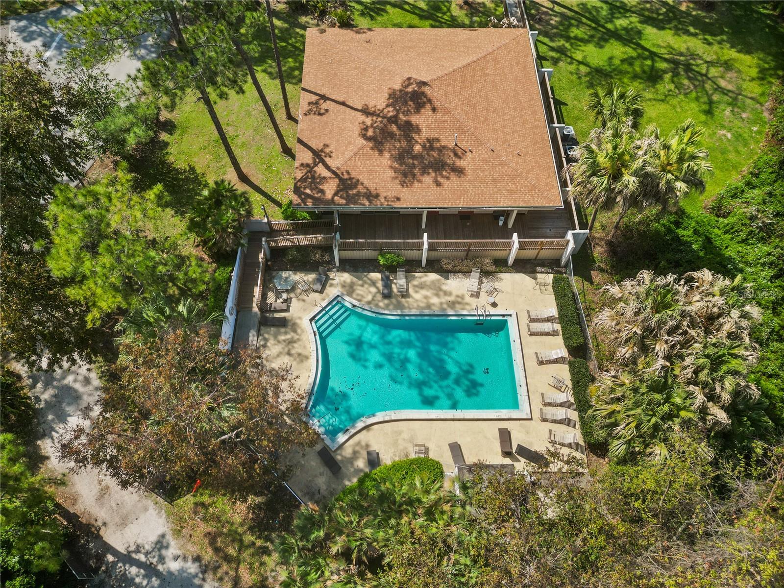 Image 33 of 34 For 200 El Camino Drive 312