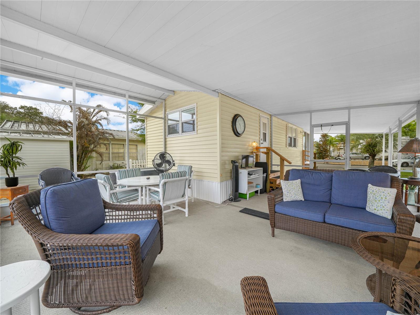 Image 18 of 40 For 6 Silversides Street