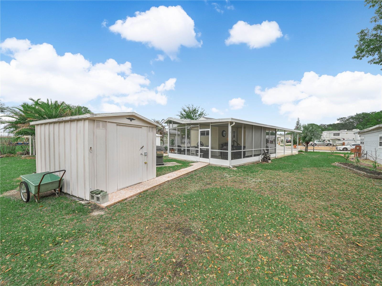 Image 21 of 40 For 6 Silversides Street