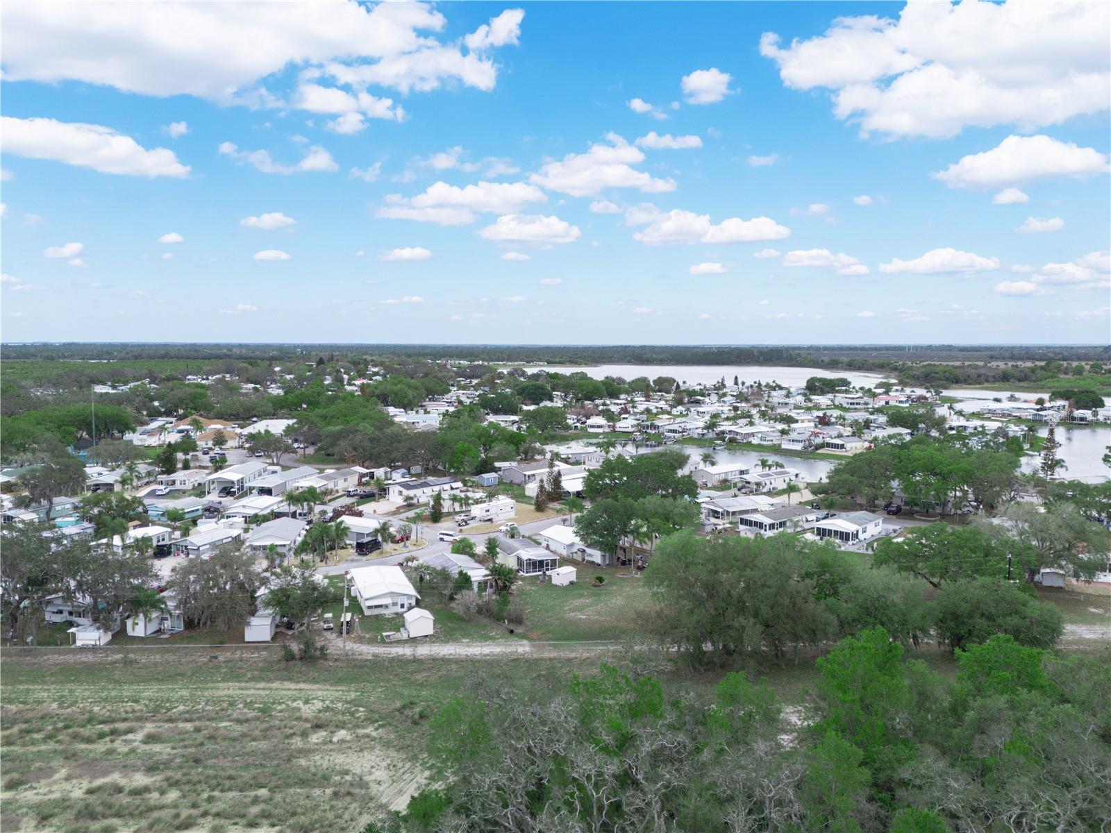 Image 32 of 40 For 6 Silversides Street