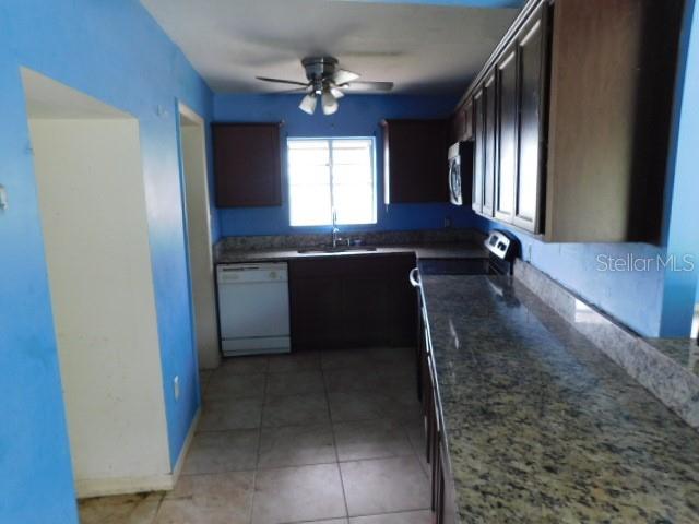 Image 4 of 13 For 2464 Deedra Street