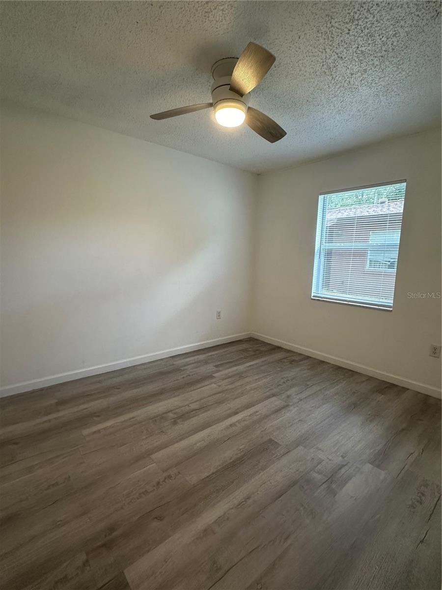 Image 10 of 11 For 704 Sunset Avenue B