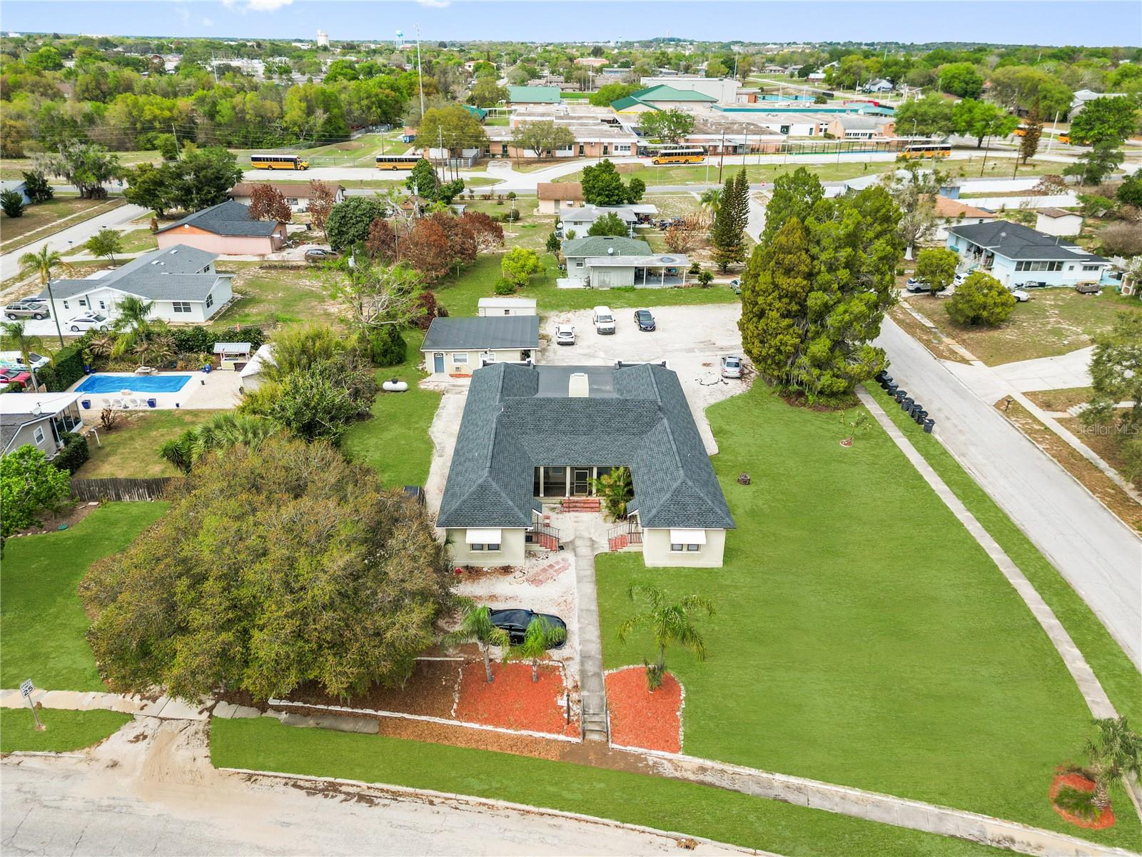 Image 16 of 91 For 315 Ridge Manor Drive