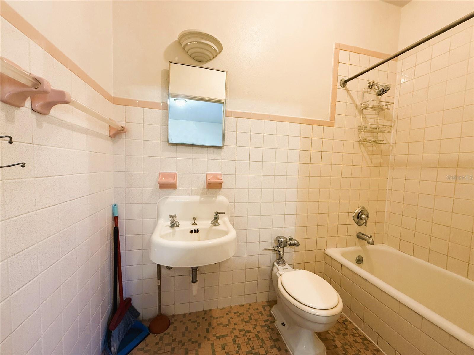 Image 39 of 91 For 315 Ridge Manor Drive