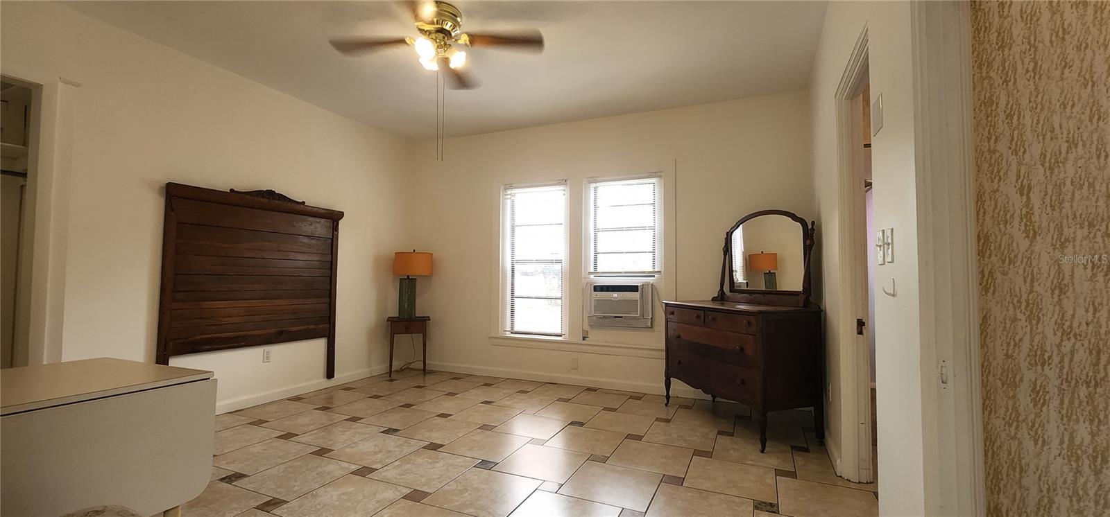 Image 43 of 91 For 315 Ridge Manor Drive