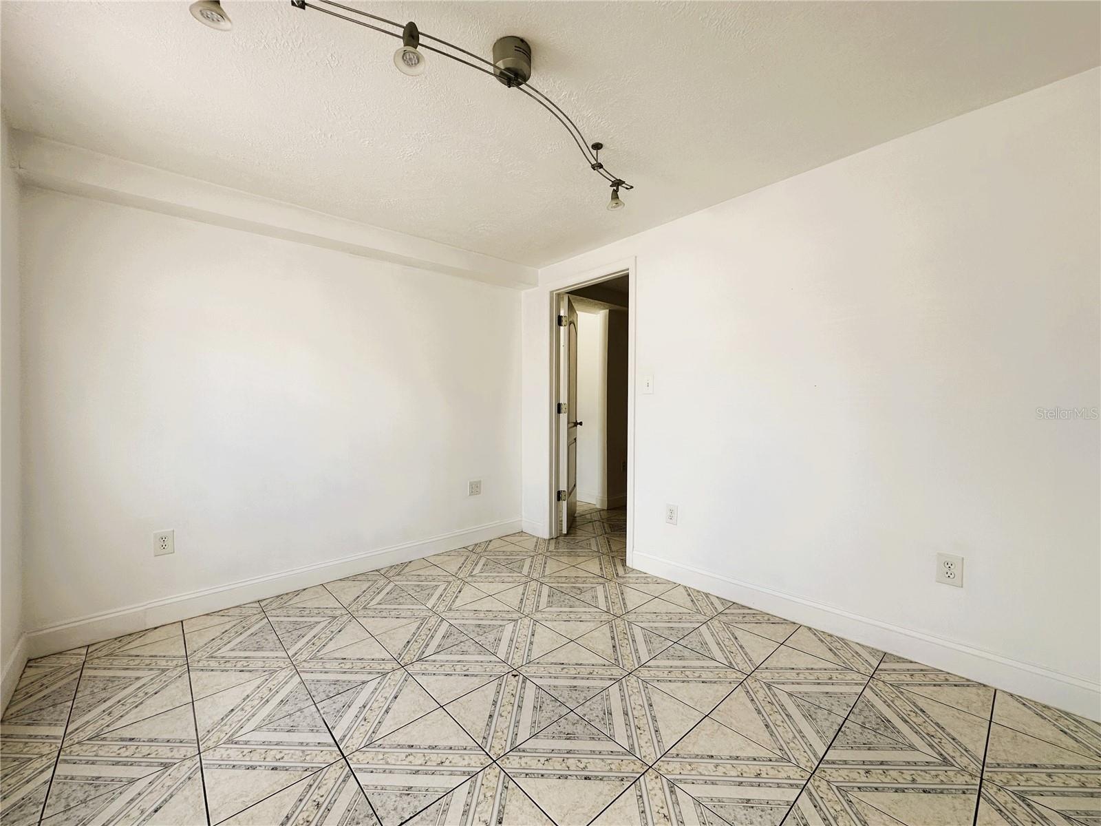 Image 63 of 91 For 315 Ridge Manor Drive