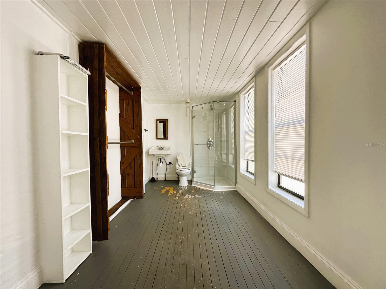 Image 64 of 91 For 315 Ridge Manor Drive