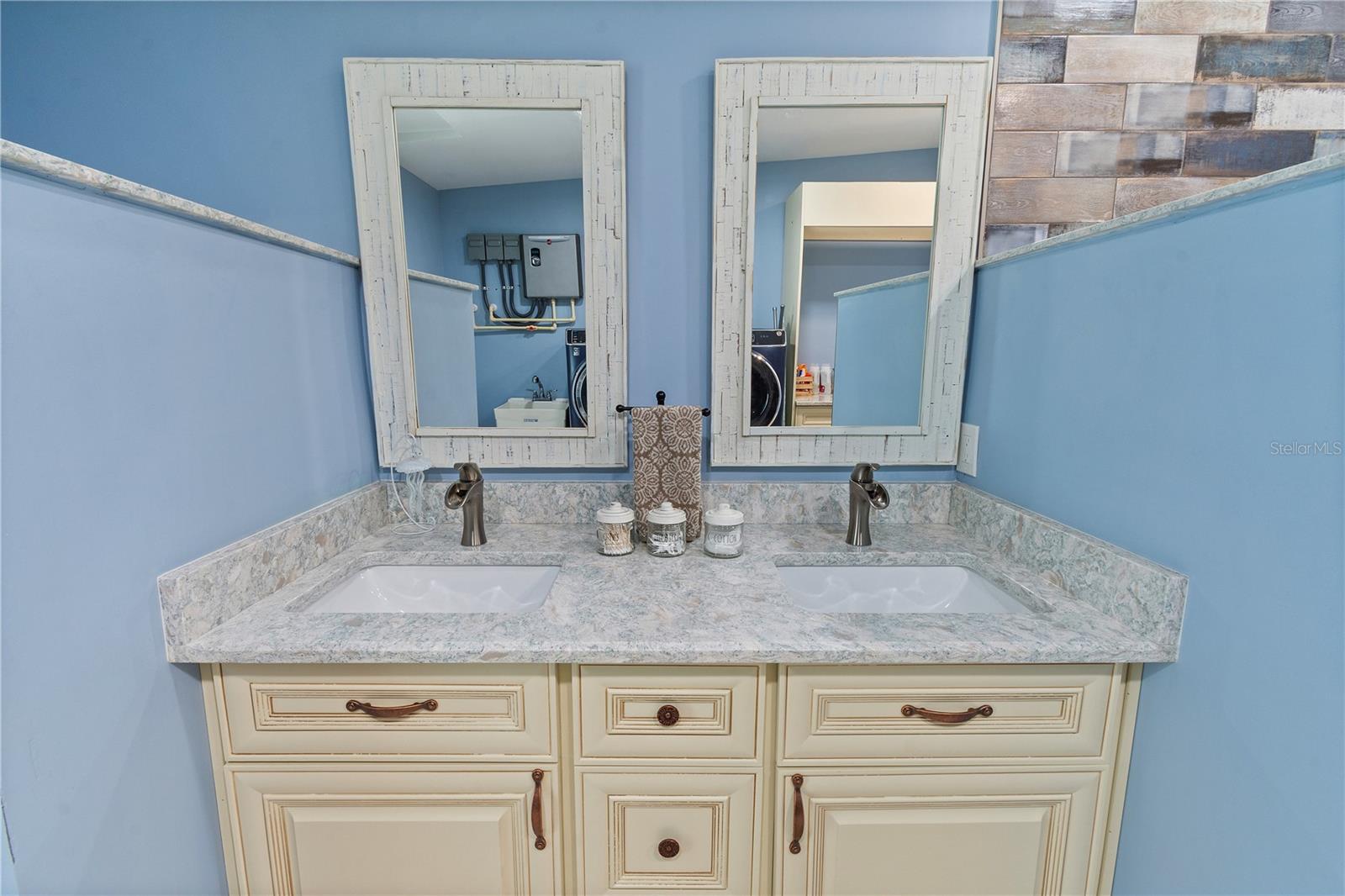 Image 34 of 62 For 7813 Camp Mack Road