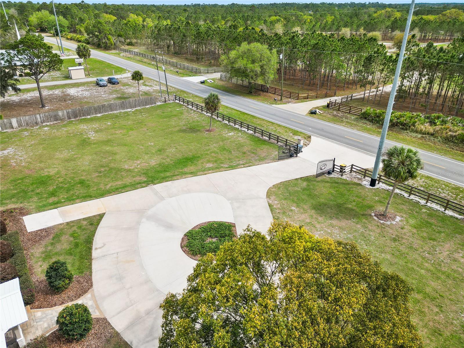 Image 4 of 62 For 7813 Camp Mack Road