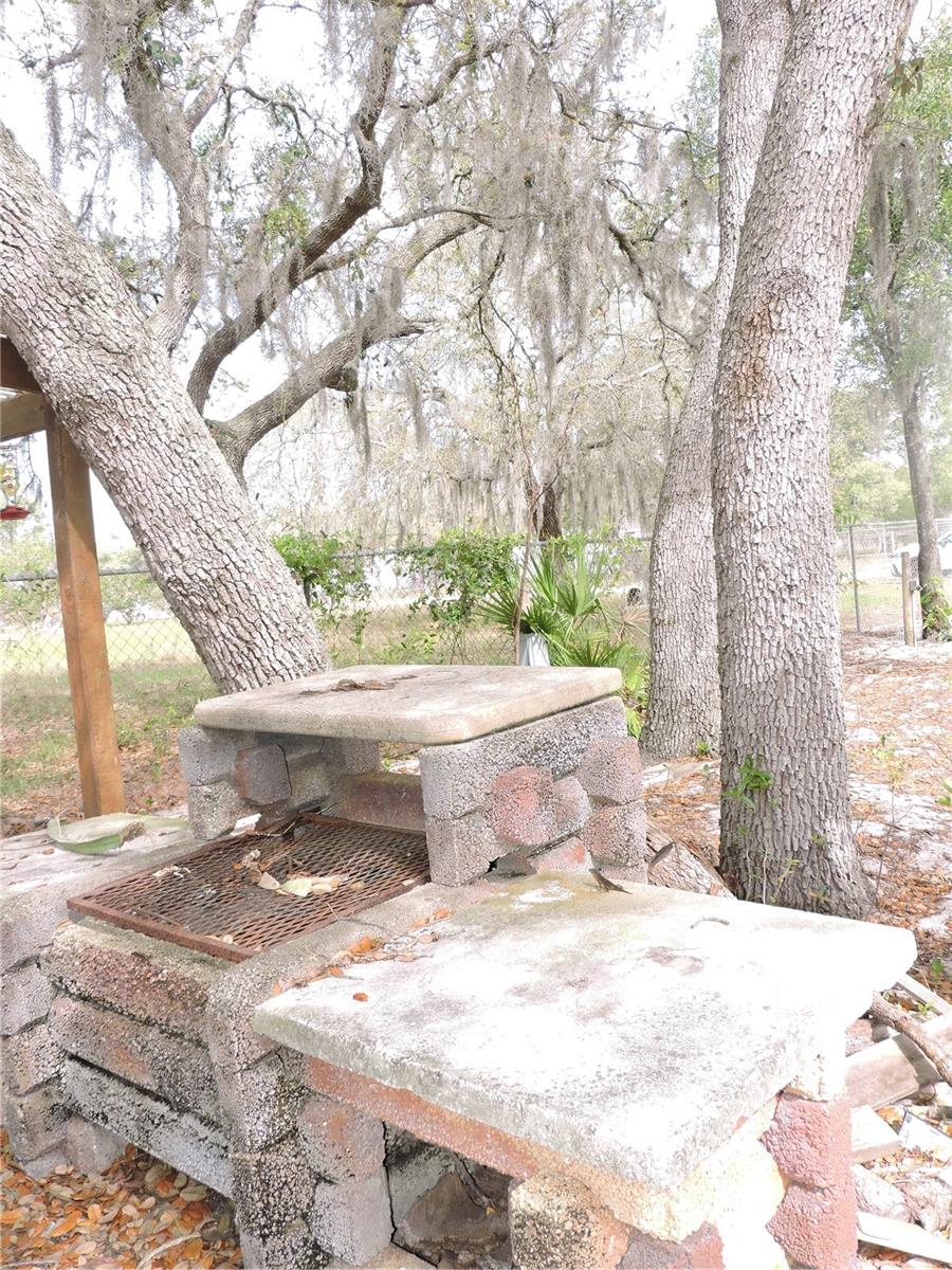 Image 35 of 46 For 2400 Appaloosa Road