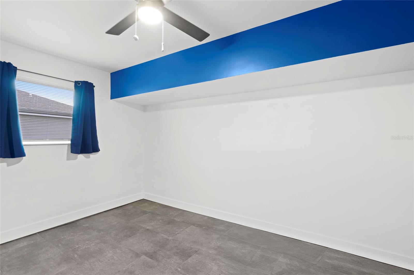 Listing photo id 15 for 1672 Angelico Lane