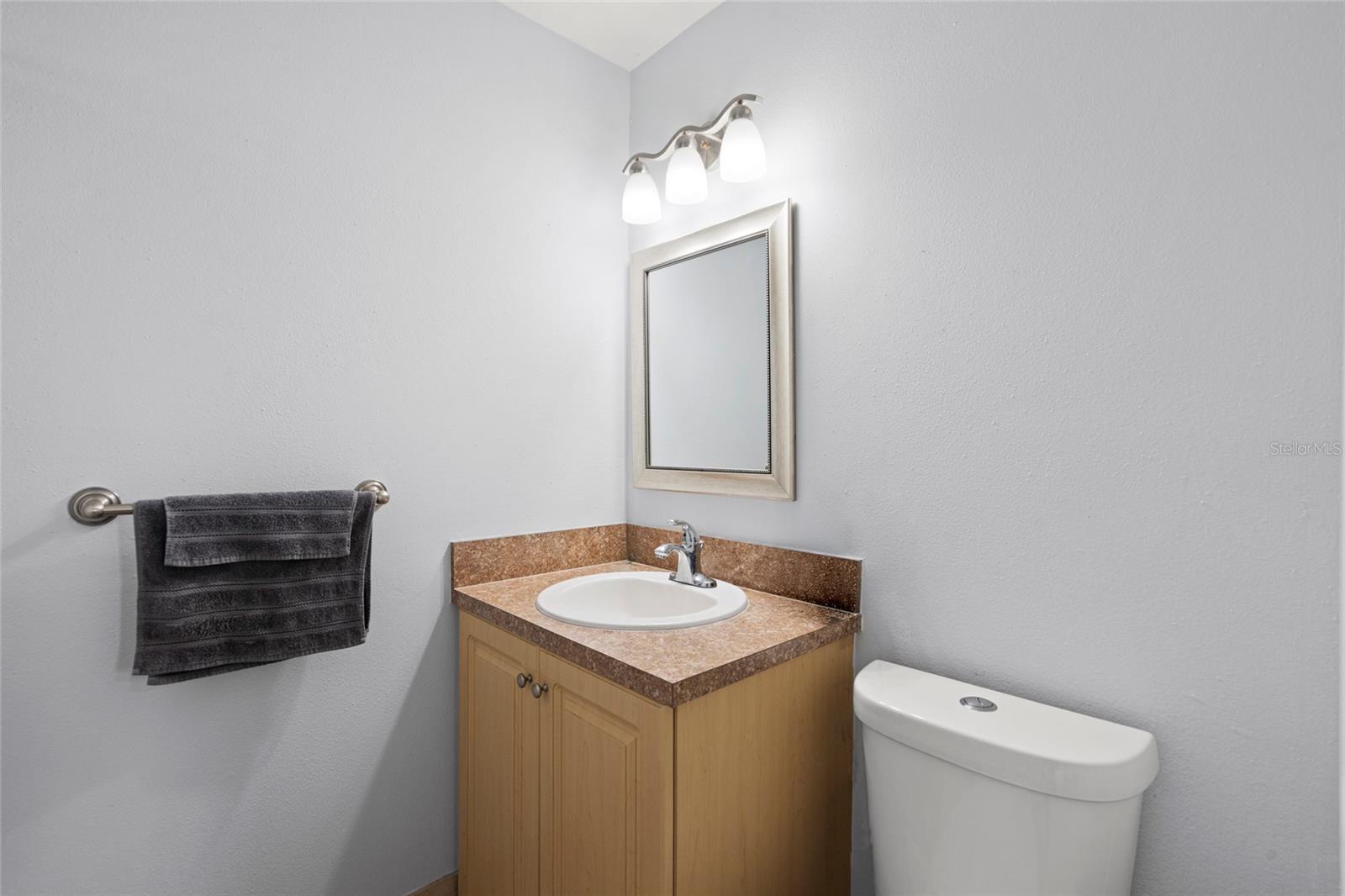 Listing photo id 27 for 1672 Angelico Lane