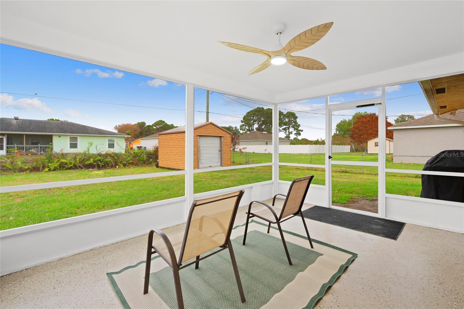 Listing photo id 30 for 1672 Angelico Lane