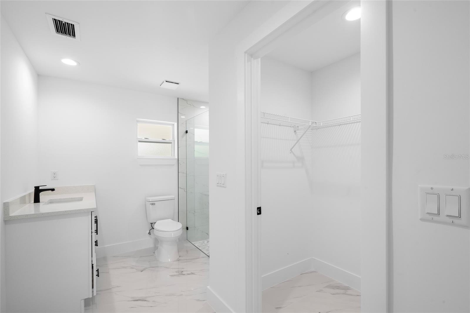 Image 10 of 29 For 21483 262nd Street