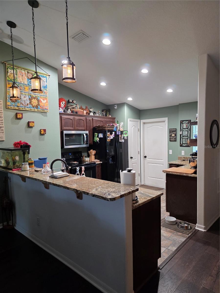 Image 11 of 38 For 1991 Rosalie Lake Road