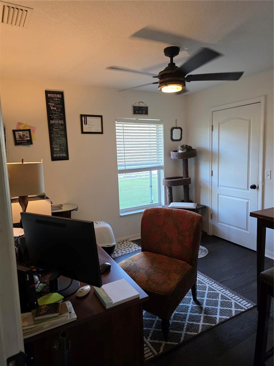 Image 21 of 38 For 1991 Rosalie Lake Road