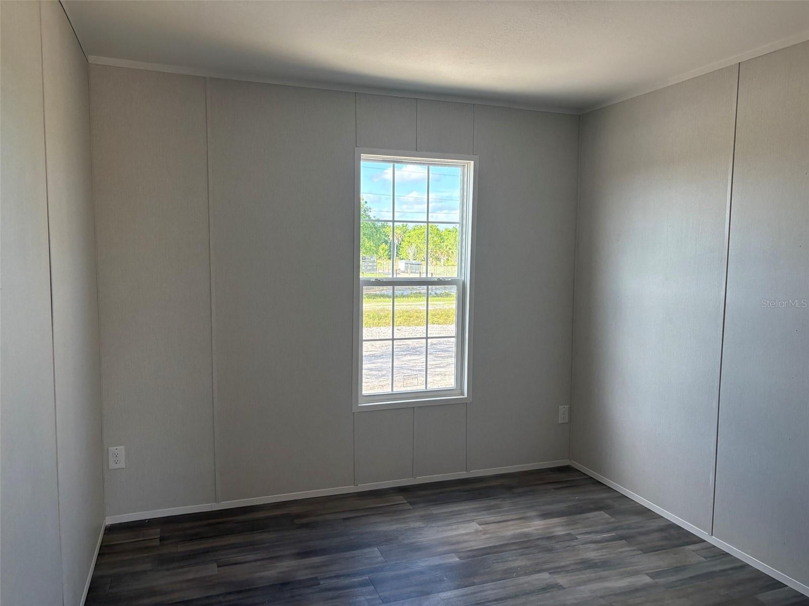 Image 15 of 22 For 18990 268th Street