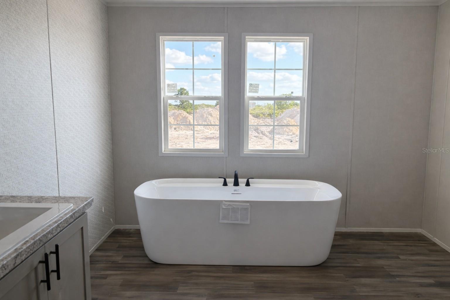 Image 18 of 22 For 18990 268th Street