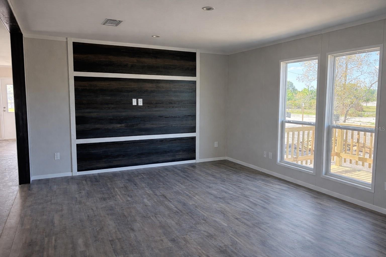 Image 8 of 22 For 18990 268th Street