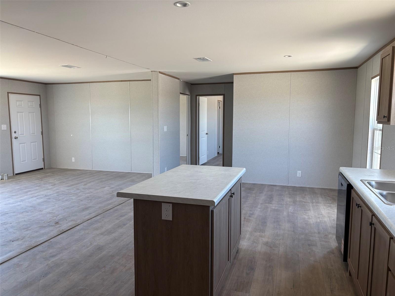 Image 7 of 16 For 19033 262nd Street