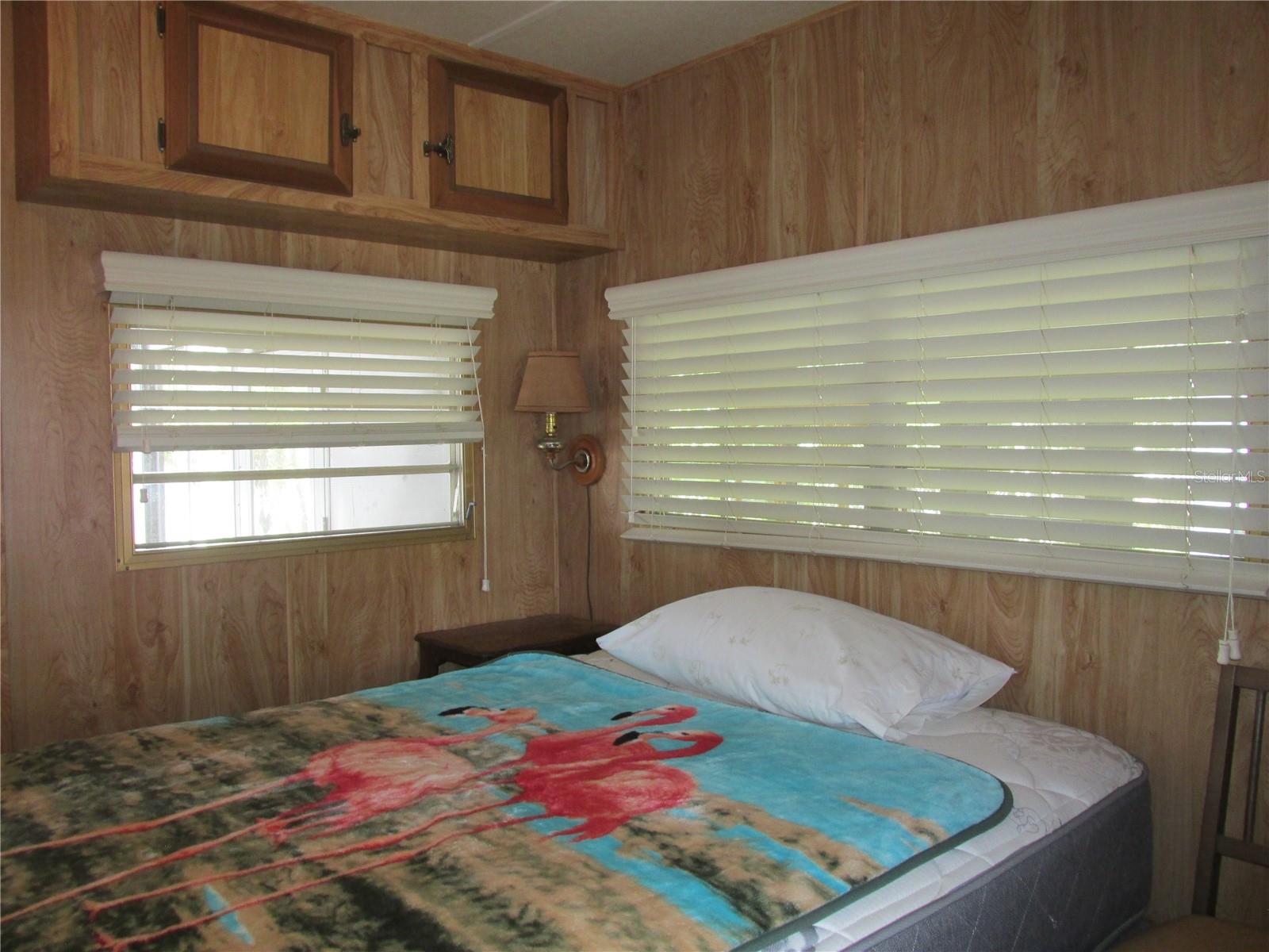 Image 13 of 33 For 7 Blue Quill Circle