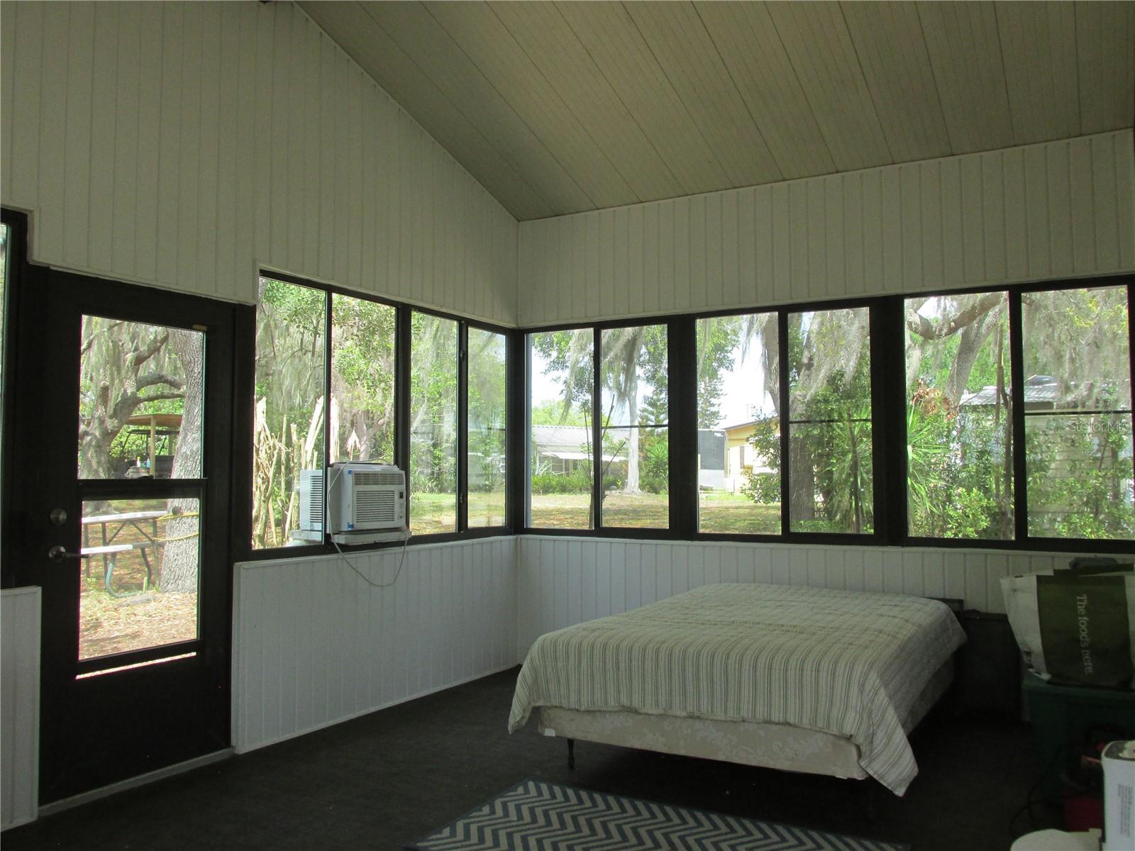 Image 16 of 33 For 7 Blue Quill Circle