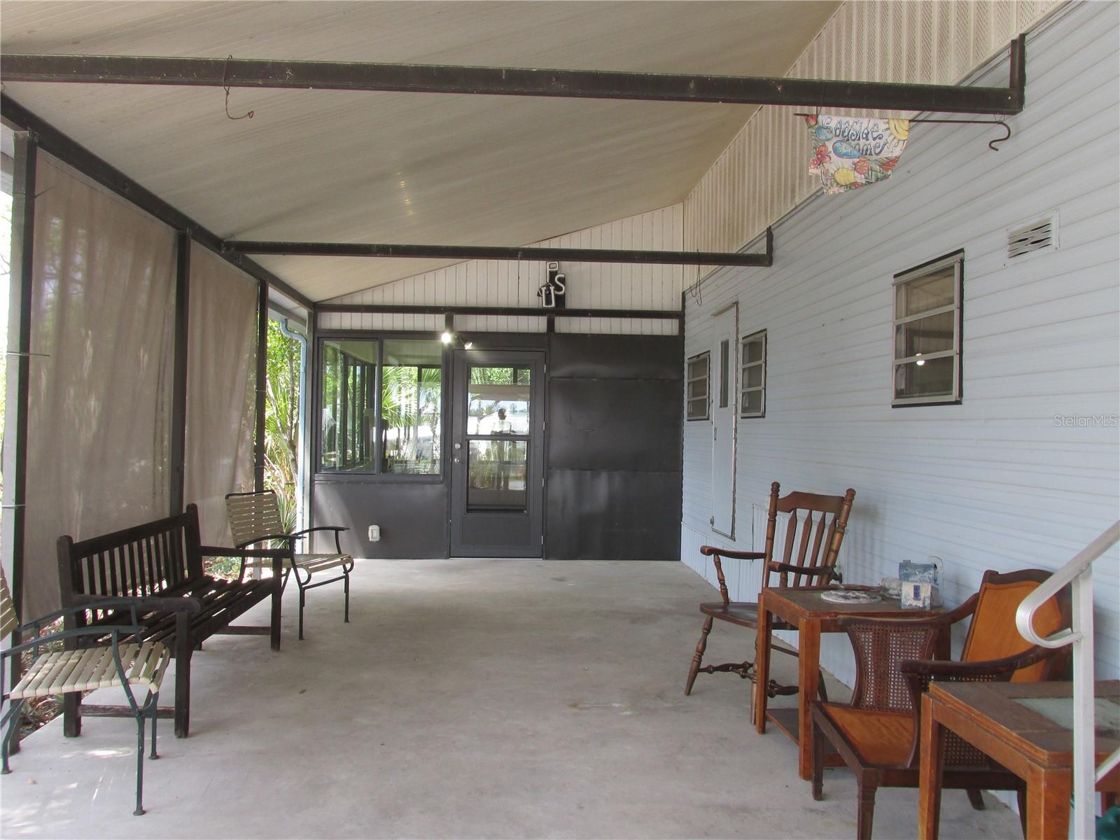 Image 20 of 33 For 7 Blue Quill Circle