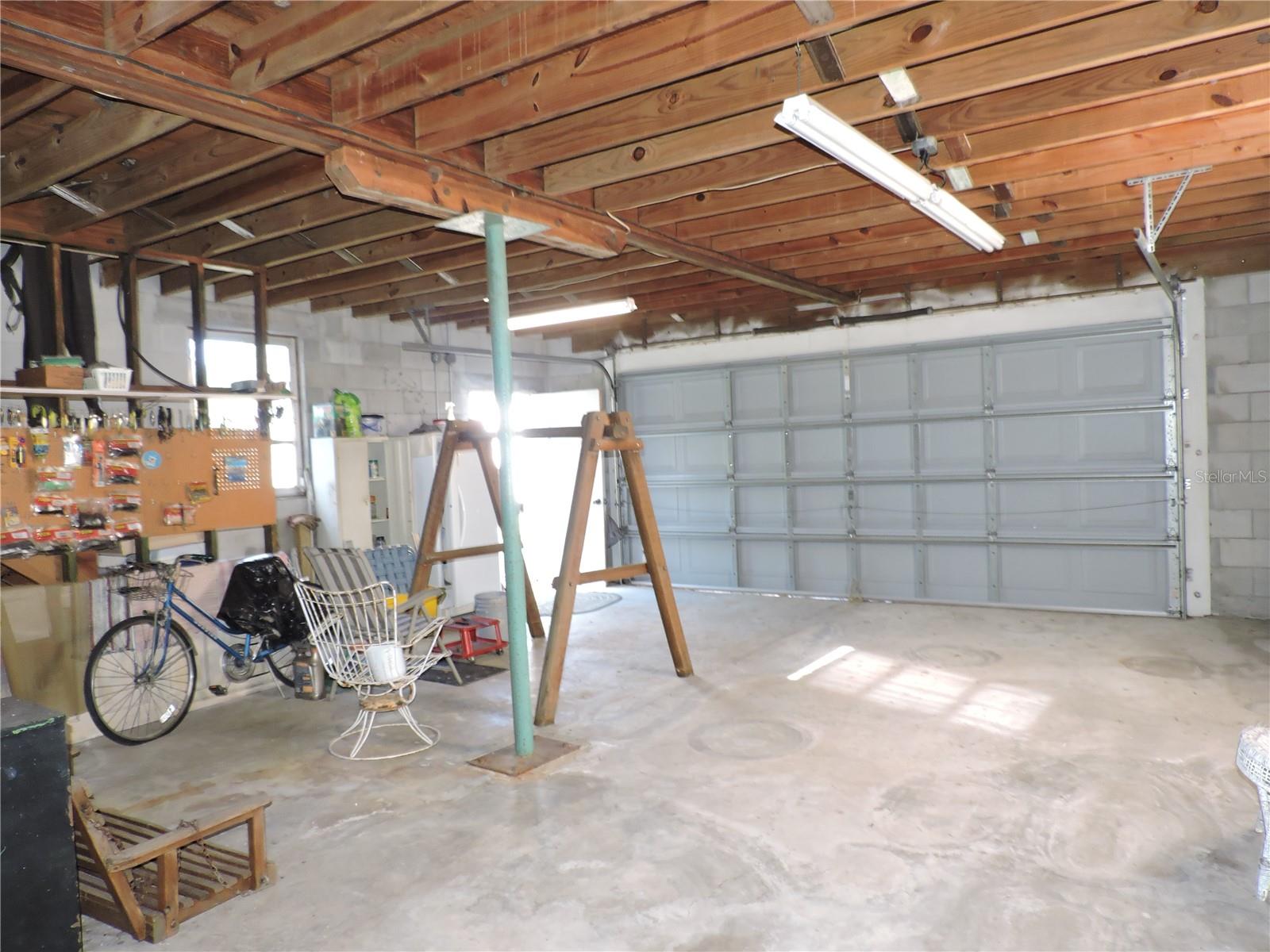 Image 27 of 49 For 14213 Reese Drive