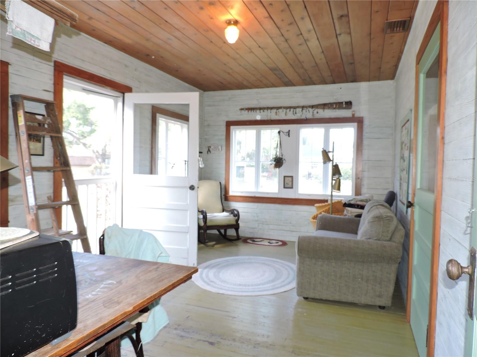 Image 5 of 49 For 14213 Reese Drive