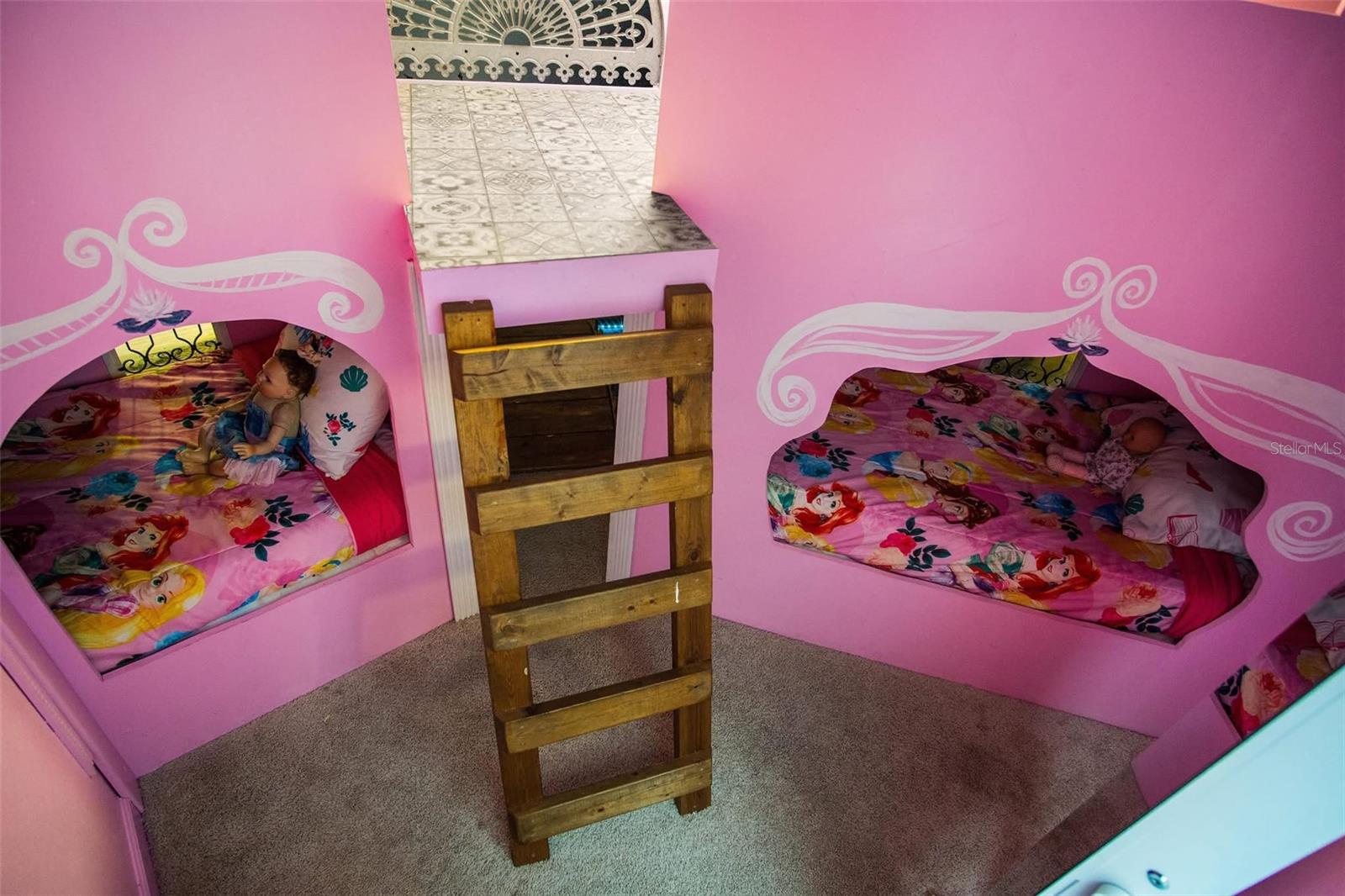 Image 21 of 59 For 1452 Rolling Fairway Drive