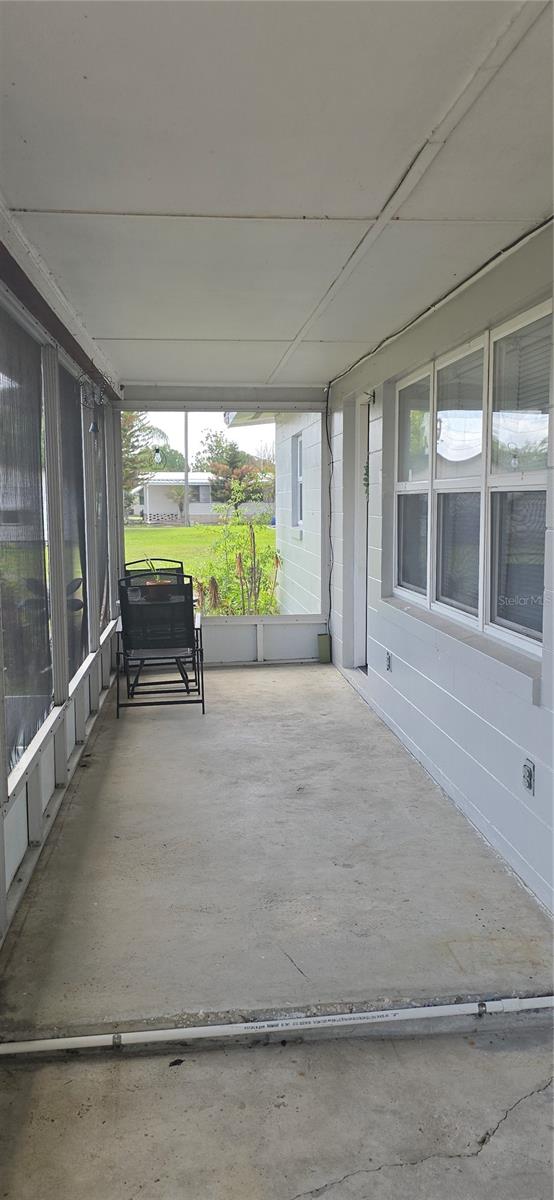 Image 3 of 21 For 1573 Ft Meade Rd