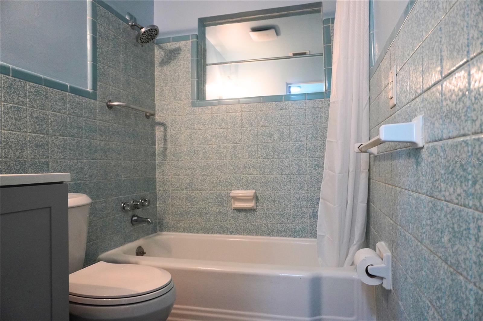 Image 16 of 28 For 324 Jefferson Street