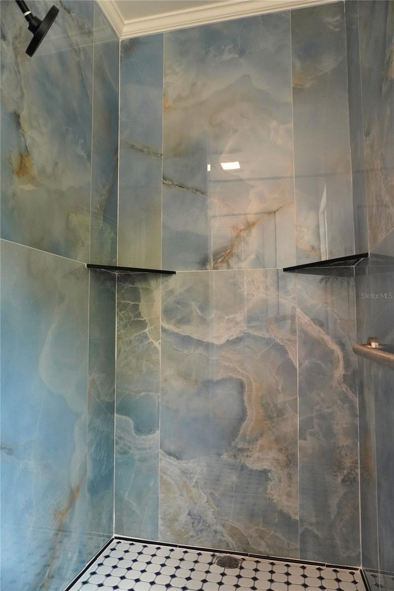 Image 22 of 28 For 324 Jefferson Street