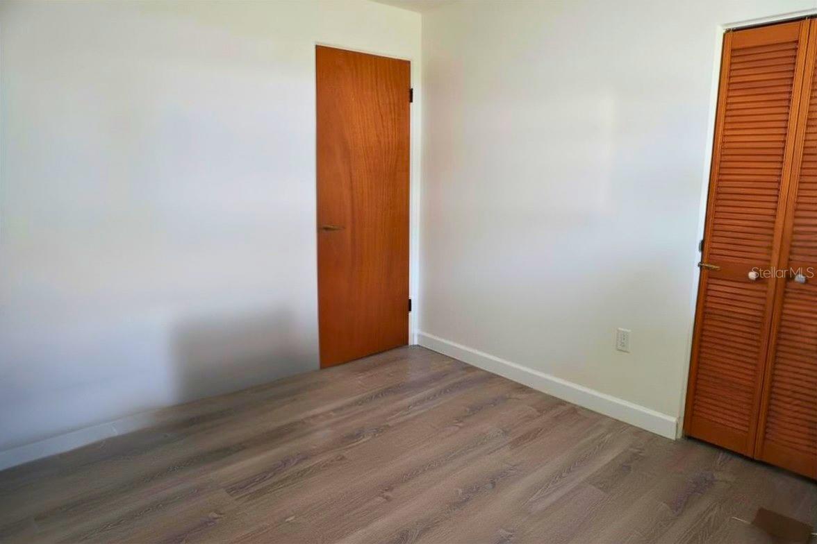 Image 24 of 28 For 324 Jefferson Street