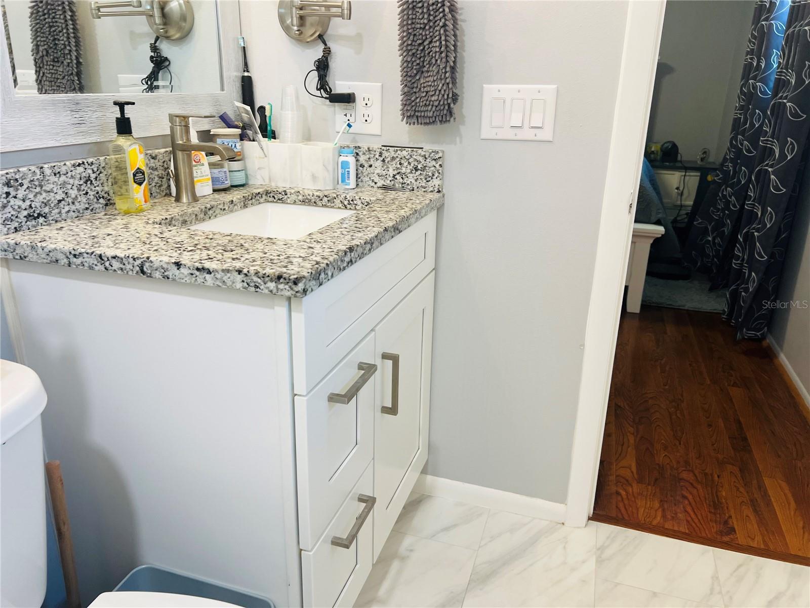 Image 23 of 98 For 8225 Wakeford Road