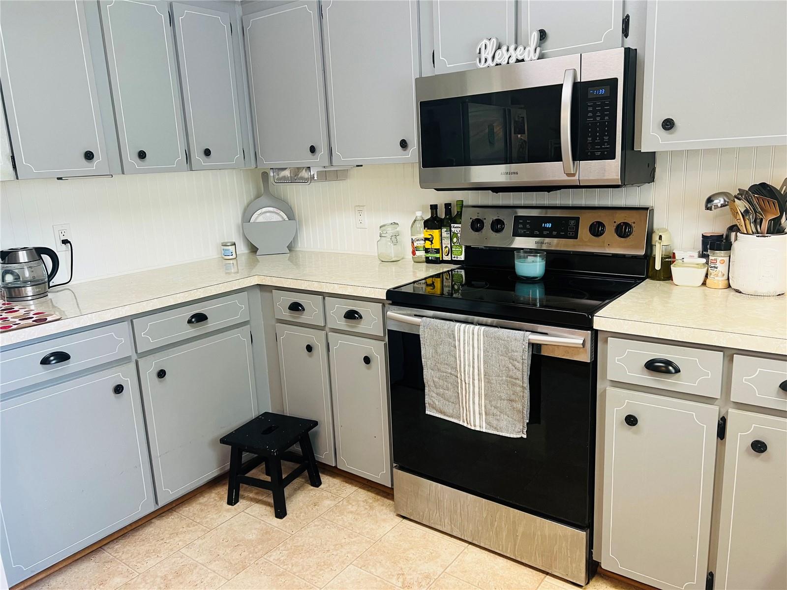 Image 42 of 98 For 8225 Wakeford Road