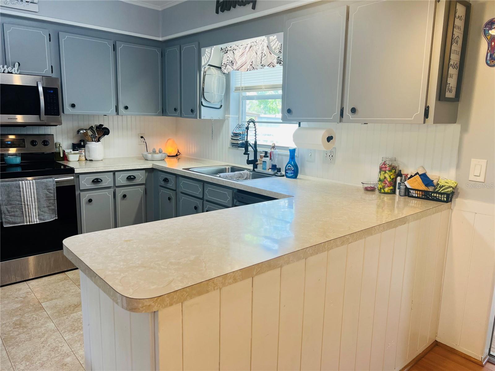 Image 44 of 98 For 8225 Wakeford Road