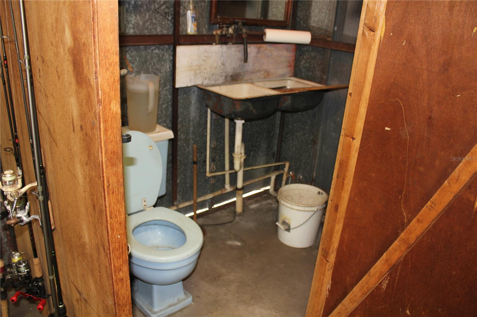 Image 68 of 98 For 8225 Wakeford Road