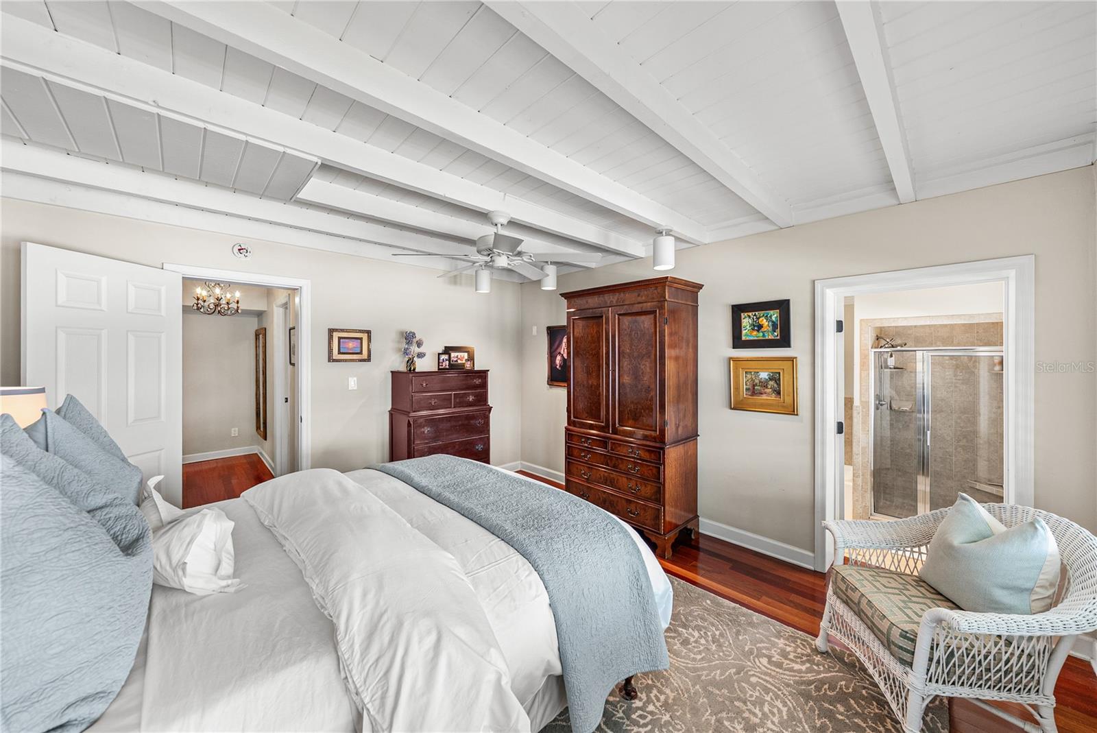 Image 30 of 96 For 1075 Cody Cove Road