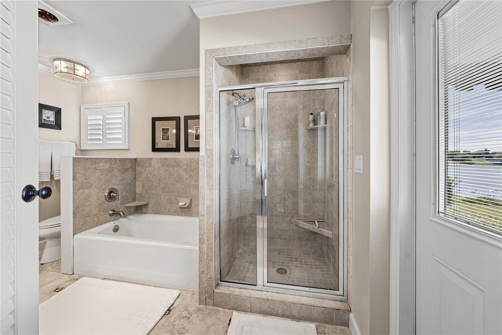 Image 31 of 96 For 1075 Cody Cove Road