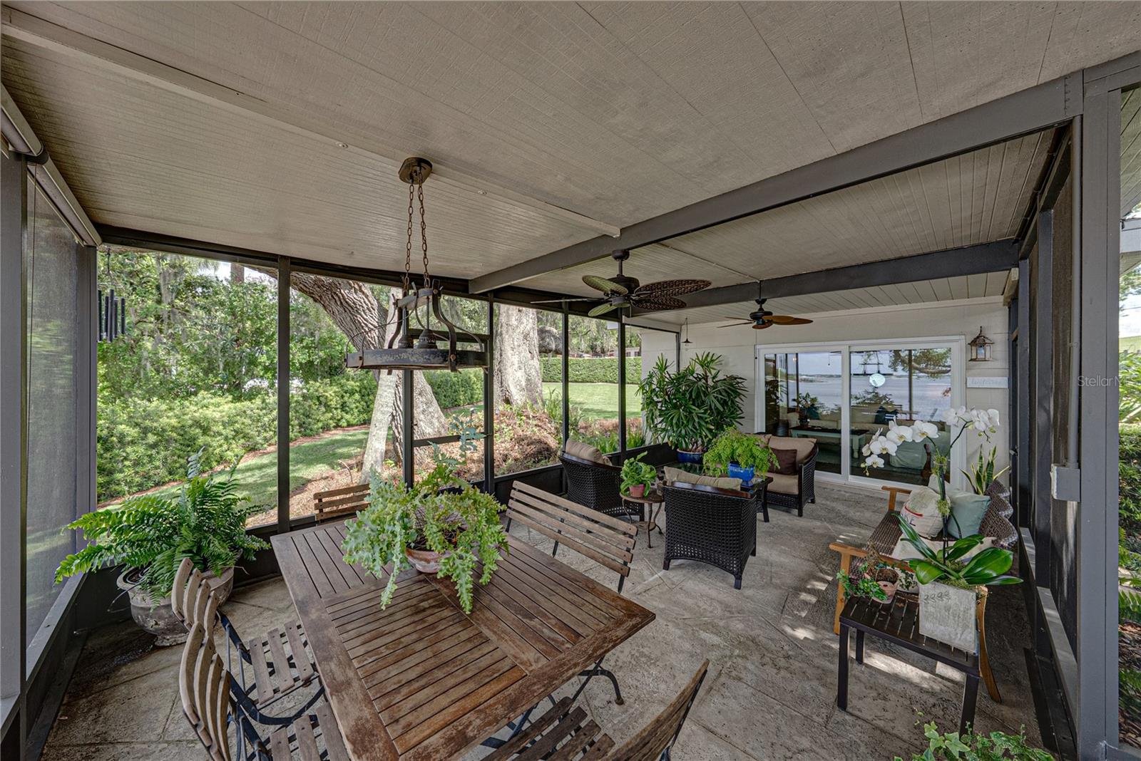 Image 39 of 96 For 1075 Cody Cove Road