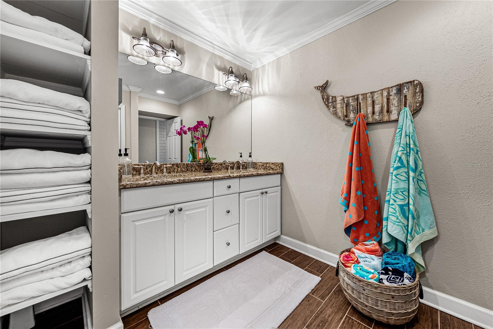 Image 48 of 96 For 1075 Cody Cove Road