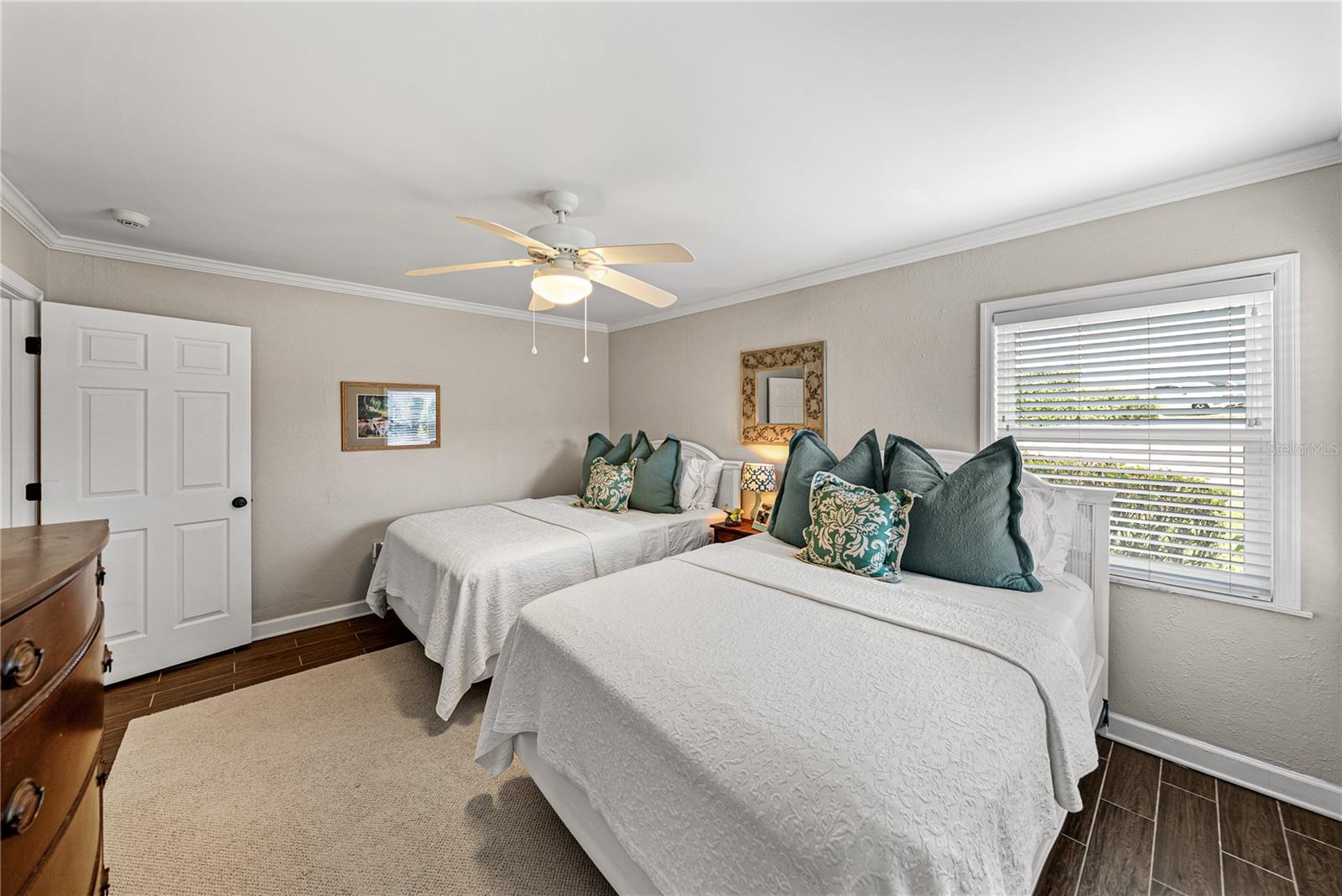 Image 56 of 96 For 1075 Cody Cove Road