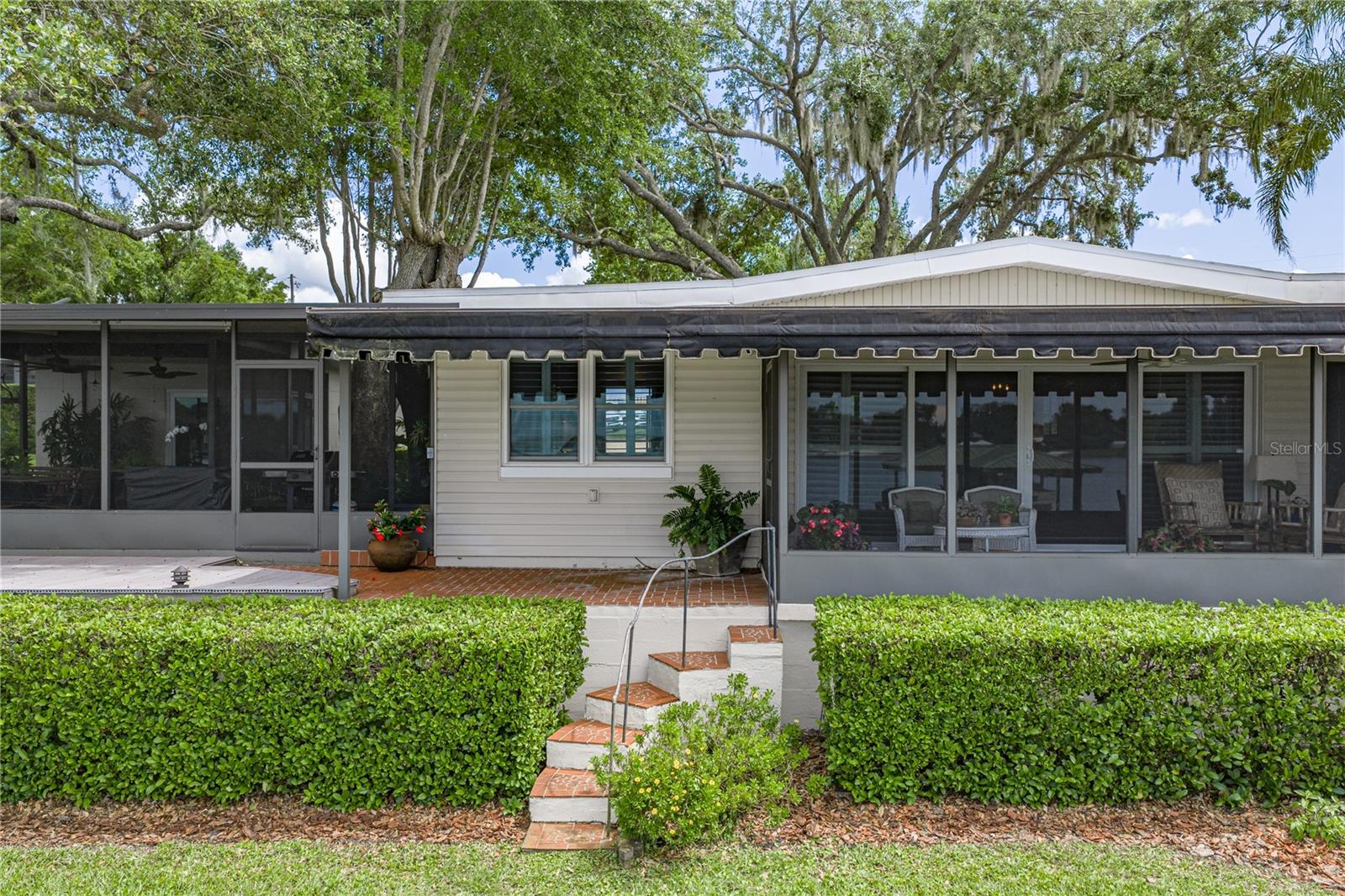 Image 68 of 96 For 1075 Cody Cove Road