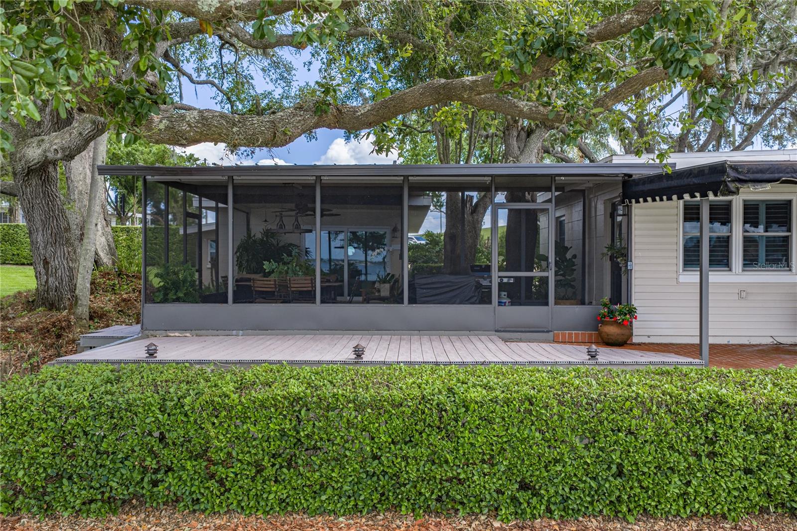 Image 69 of 96 For 1075 Cody Cove Road