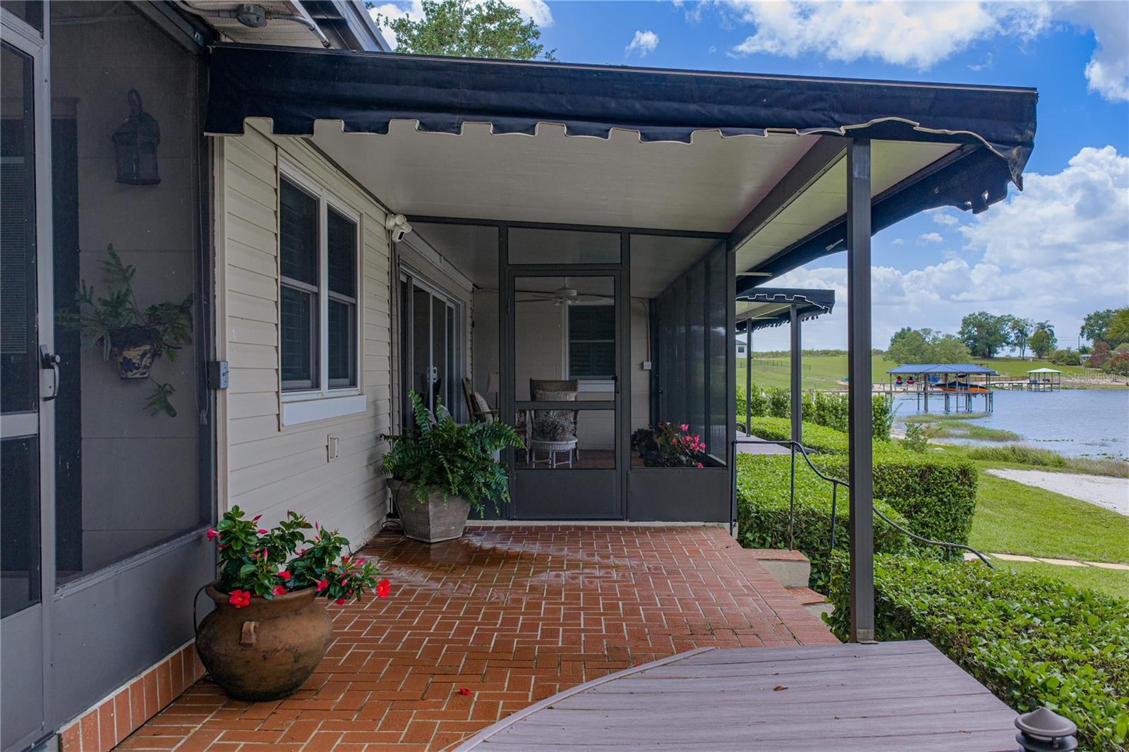 Image 71 of 96 For 1075 Cody Cove Road