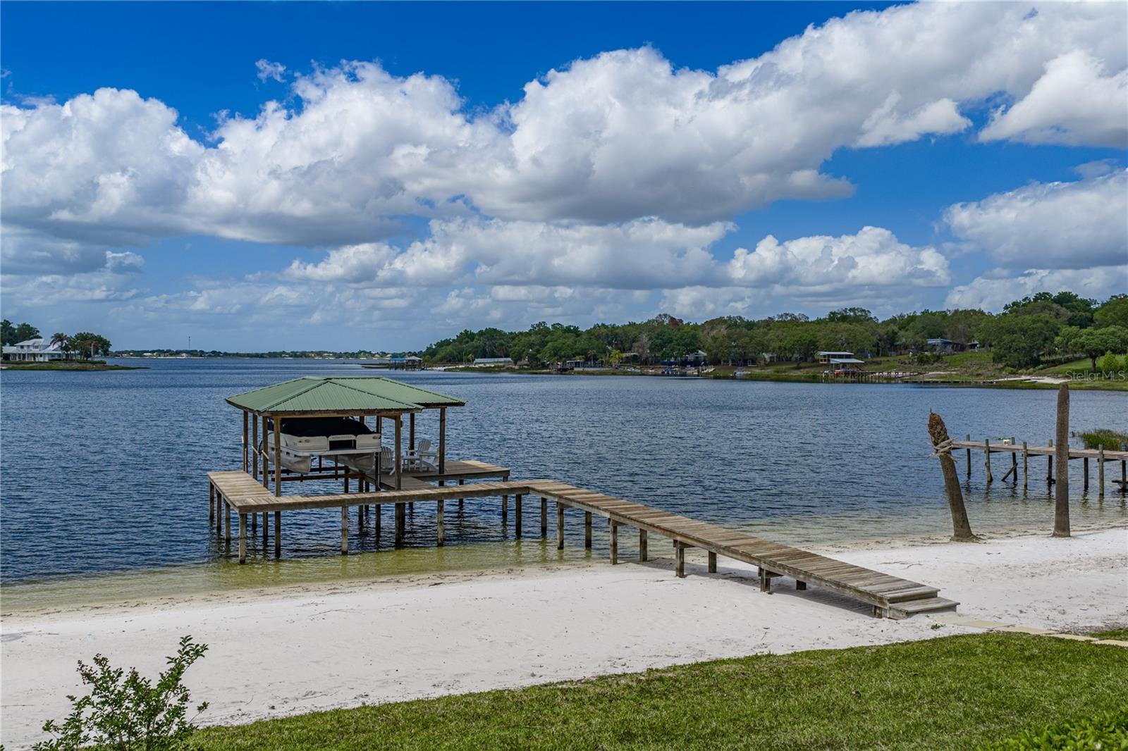 Image 78 of 96 For 1075 Cody Cove Road