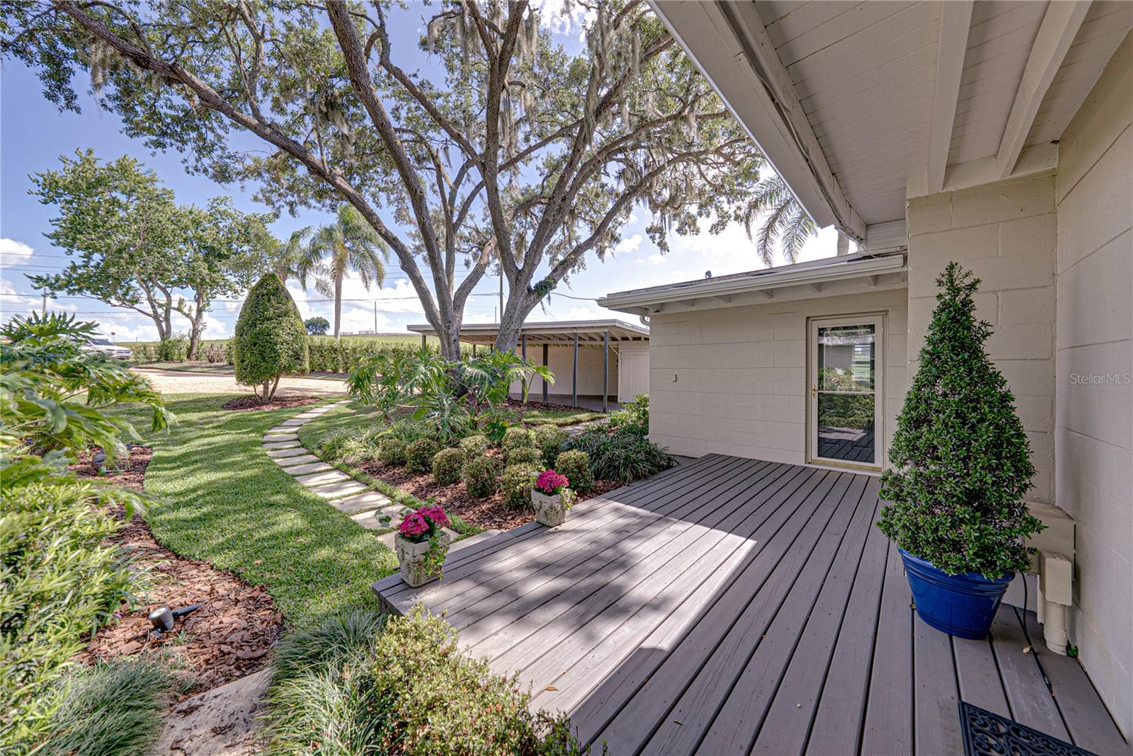 Image 8 of 96 For 1075 Cody Cove Road