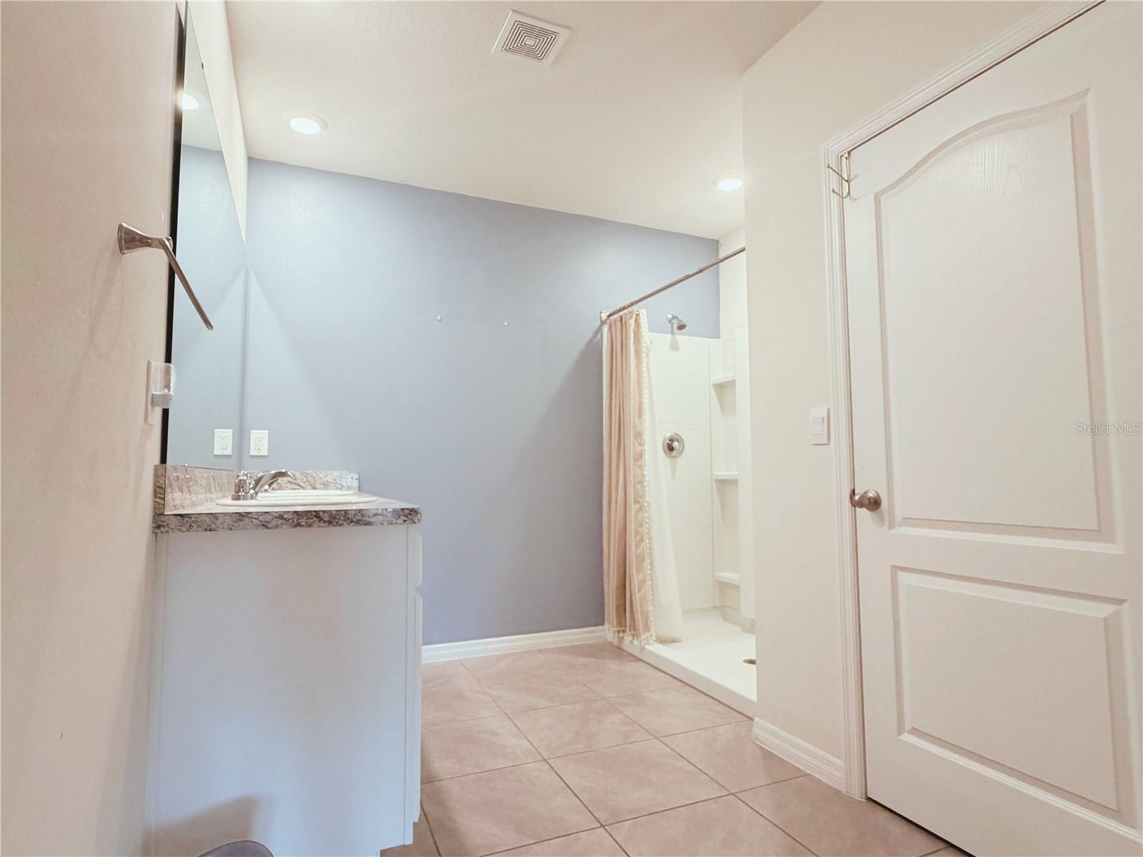 Image 7 of 12 For 910 Sun Burst Road