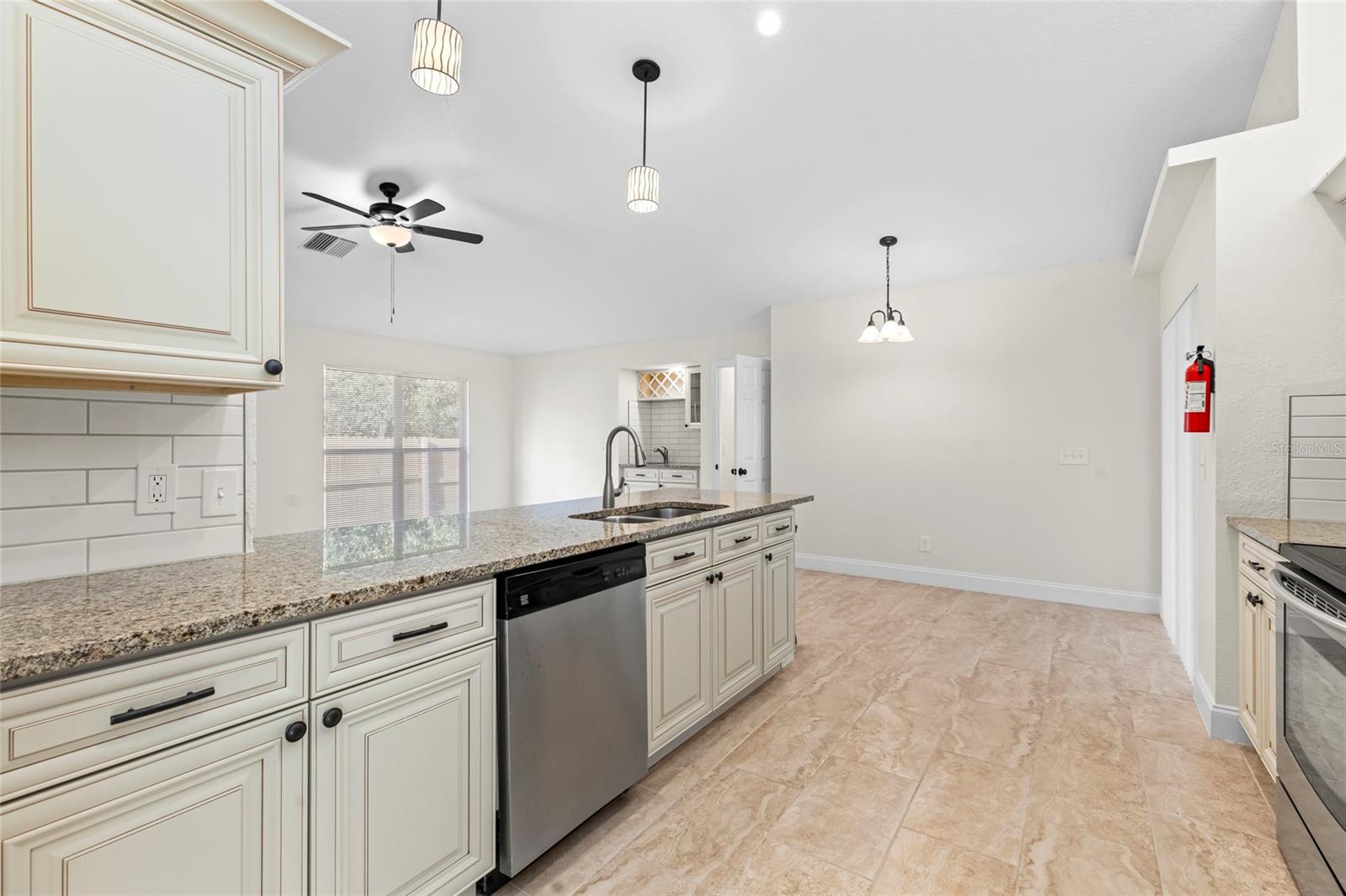 Image 12 of 39 For 2141 Bayshore Boulevard